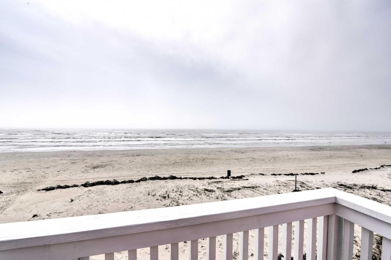 Beachfront Galveston Oasis Balconies, Ocean View! 외부 사진